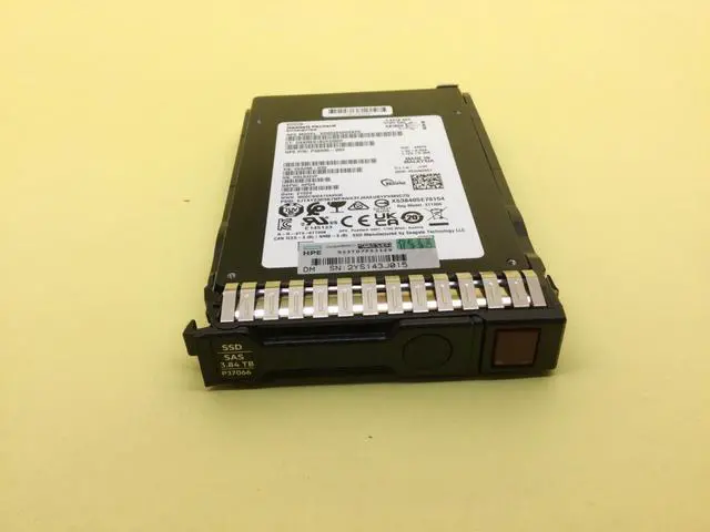 Alt view image 2 of 4 - (NOT FOR HOME PC!) P37001-B21 HPE 3.84TB SAS 12G READ INTENSIVE SFF SC SSD P37066-001