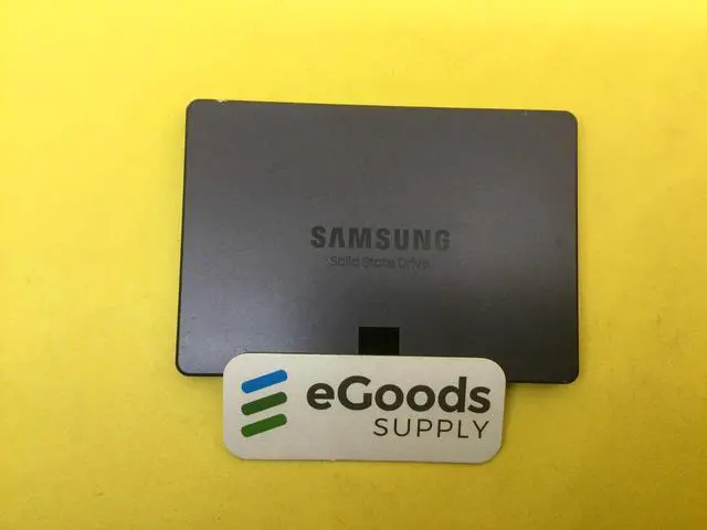 Alt view image 2 of 3 - Samsung 870 QVO Series 2TB 2.5'' SATA V-NAND Internal SSD MZ-77Q2T0