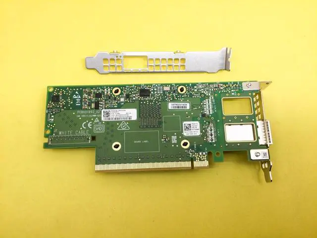 Alt view image 3 of 3 - DELL Mellanox ConnectX-6 100Gb QSFP56 Single Port VPI HDR QSFP Adapter 7TKND