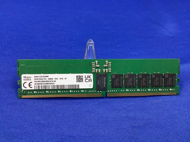 Main image of HMCG88AGBRA191N HYNIX 32GB (1X32GB) 2Rx8 PC5-5600B EC8 RDIMM MEMORY