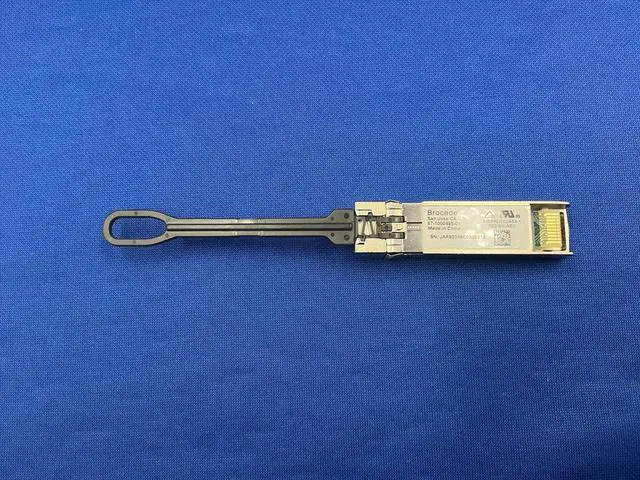 Main image of 57-1000485-01 BROCADE 32G 850NM Fibre Channel SW MMF LC SFP+ TRANSCEIVER