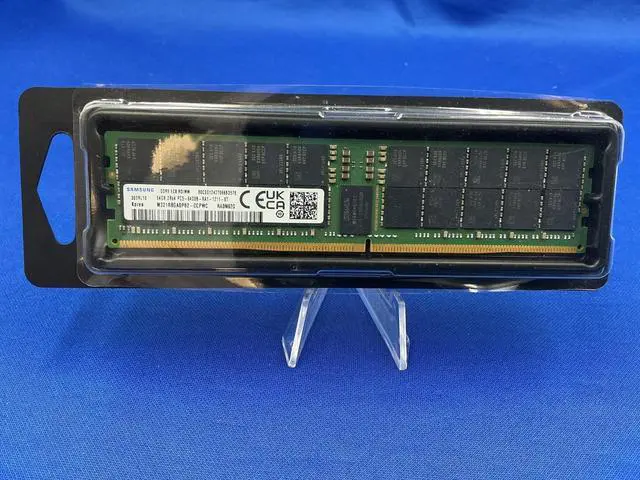 Main image of M321R8GA0PB2-CCP SAMSUNG 64GB (1X64GB) 2RX4 PC5-6400B RDIMM MEMORY