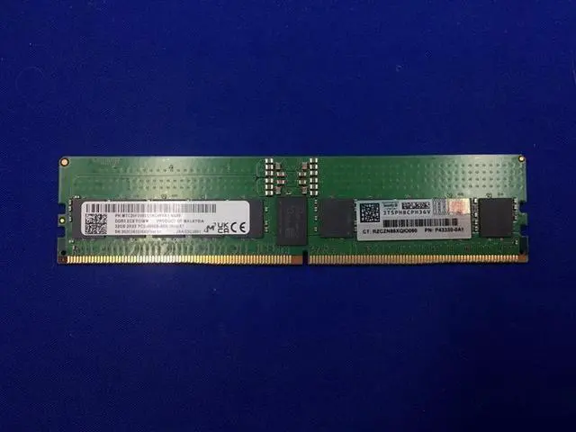 Alt view image 2 of 2 - P43330-0A1 HPE 32G 2RX8 PC5-4800B SERVER MEMORY P43328-B21