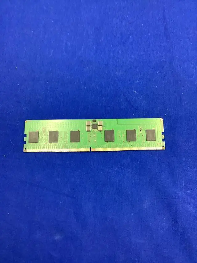 Alt view image 3 of 5 - MTC10F1084S1RC48BA1 MICRON 16GB (1X16GB) 1Rx8 PC5-4800B SERVER MEMORY