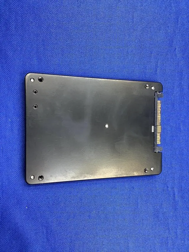 Alt view image 2 of 6 - WUS4BB076D7P3E3 WESTERN DIGITAL 7.68TB ULTRASTAR DC SN640 NVMe PCIe SSD