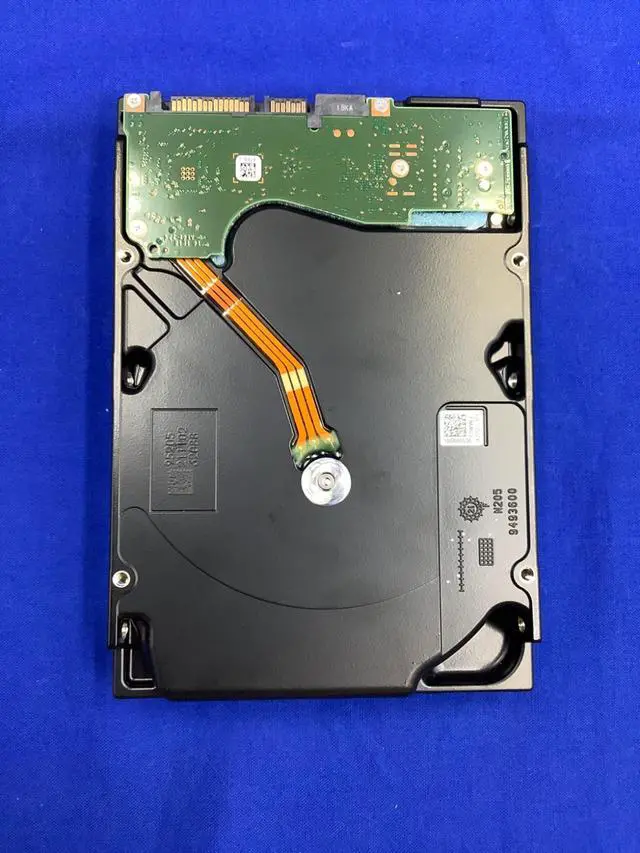 Alt view image 3 of 3 - ST18000NM000J Seagate Exos X18 18TB 7.2K RPM SATA 6Gb/s 3.5" 512e/4Kn HDD