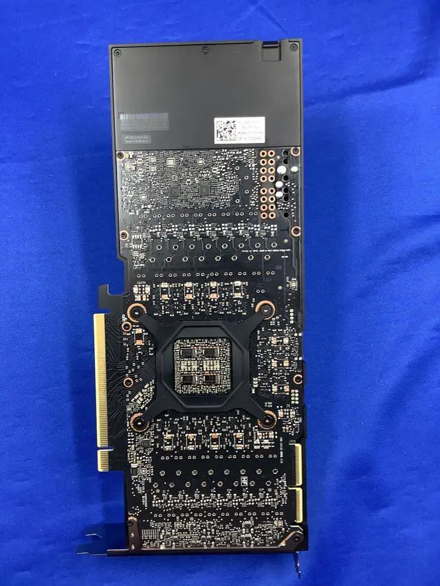 Alt view image 4 of 5 - 02DK40 DELL NVIDIA RTX A4500 20GB GDDR6 Graphics Card 2DK40 900-5G132-0150-000