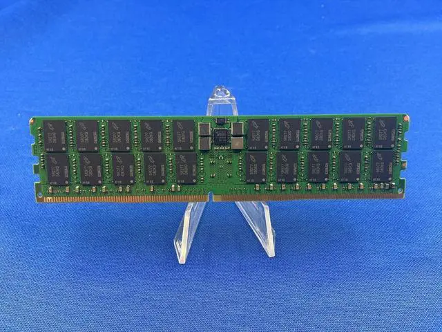 Alt view image 3 of 6 - MTC40F2046S1RC56BD2002 MICRON 64GB (1X64GB) 2RX4 PC5-5600B RDIMM MEMORY