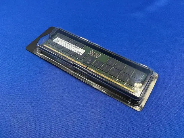 Alt view image 4 of 6 - MICRON MTC36F2046S1PC56BG1 64GB 2Rx4 PC5-5600B DDR5 EC4 RDIMM Memory