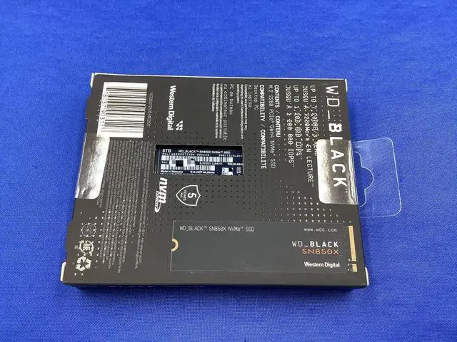 Alt view image 2 of 7 - WD BLACK SN850X 8TB NVMe PCIe Gen4 M.2 2280 Internal SSD WDS800T2X0E