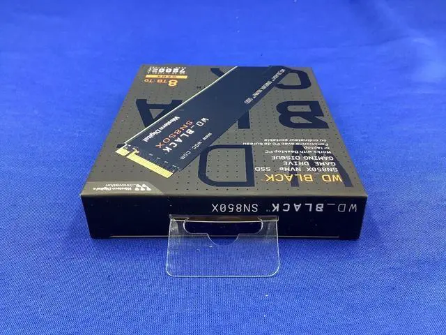 Alt view image 7 of 7 - WD BLACK SN850X 8TB NVMe PCIe Gen4 M.2 2280 Internal SSD WDS800T2X0E