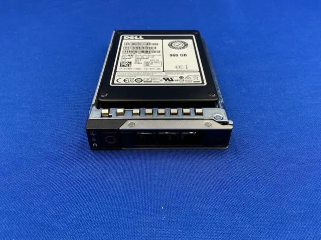 Alt view image 3 of 6 - (NOT FOR HOME PC!) 07FNRX Dell Enterprise Plus PM1633a 960GB SAS 12Gbps Read Intensive 2.5in SSD