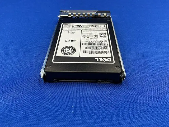 Alt view image 6 of 6 - (NOT FOR HOME PC!) 07FNRX Dell Enterprise Plus PM1633a 960GB SAS 12Gbps Read Intensive 2.5in SSD