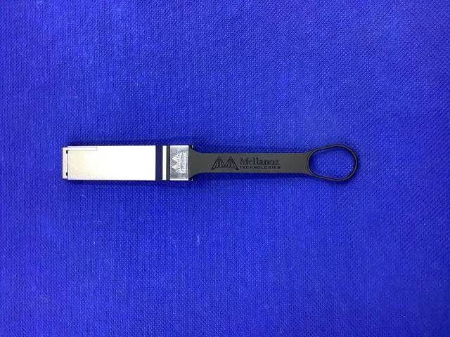 Alt view image 2 of 3 - Mellanox MMA1B00-C100D 100GbE SR4 QSFP28 850nm 100m Optical Transceiver