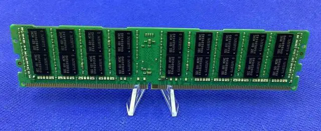 Alt view image 2 of 2 - M386A4G40DM1-CRC Samsung 32GB PC4-2400T 4DRx4 DDR4-19200 Memory