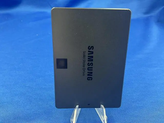 Alt view image 2 of 6 - MZ-76Q1T0 Samsung 860 QVO Series 1TB 6Gbps SATA3 2.5 inch SSD MZ7MH1T0HMLD