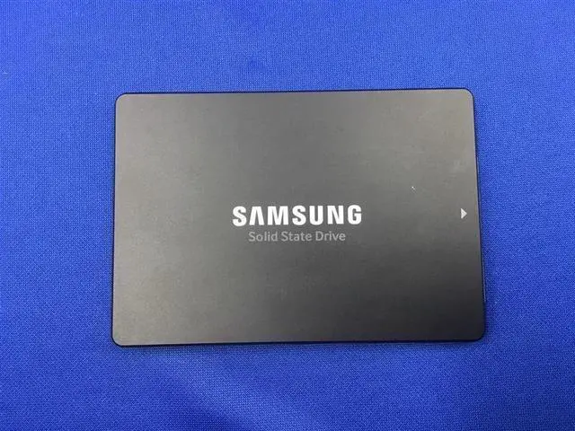 Main image of MZ-7LH1T9N SAMSUNG 1.92TB V-NAND 883 DCT SATA 6GBPS SSD