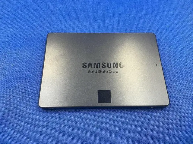 Alt view image 6 of 6 - MZ-76Q1T0 Samsung 860 QVO Series 1TB 6Gbps SATA3 2.5 inch SSD MZ7MH1T0HMLD