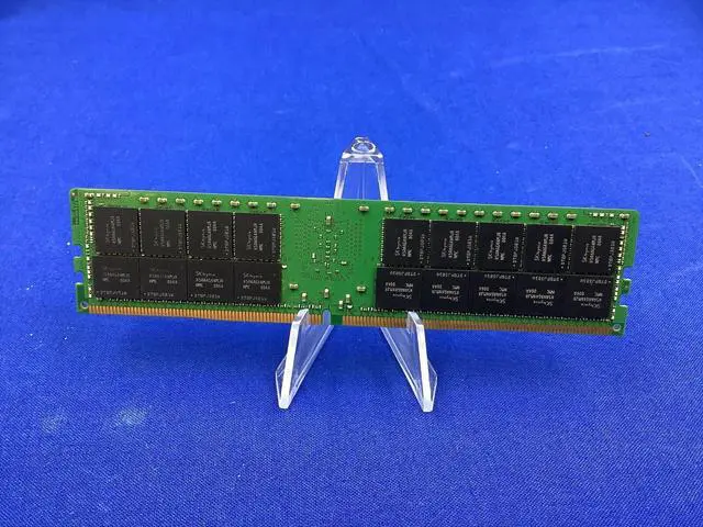 Alt view image 2 of 2 - P03053-7A1 HPE 64GB 2Rx4 PC4-2933Y Smart Memory P28218-B21 HMAA8GR7MJR4N-WM