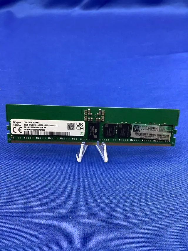 Alt view image 2 of 6 - P43330-1A1 HPE 32GB 2RX8 PC5-4800B SMART MEMORY P56152-001 P50311-B21