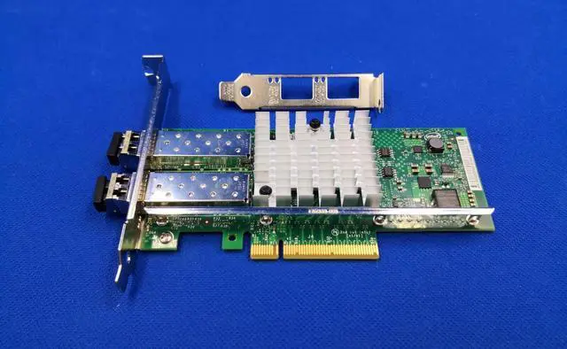 Alt view image 2 of 3 - Intel X520-SR2 10GB 2P Ethernet Adapter W/both brackets E10G42BFSRG1P5