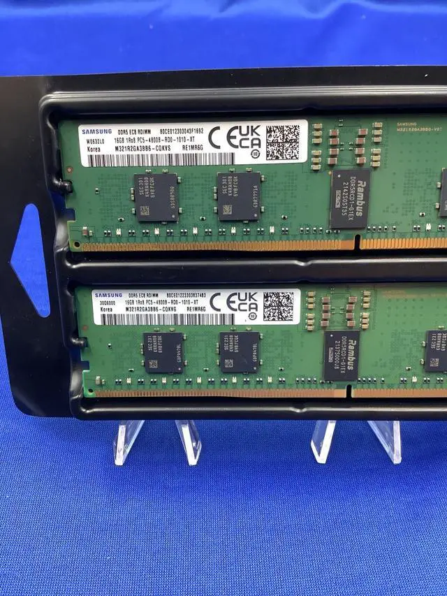 Alt view image 3 of 5 - (NOT FOR HOME PC!) M321R2GA3BB6-CQK Samsung 16GB 1Rx8 DDR5-4800B PC5-38400 ECC Reg MEMORY