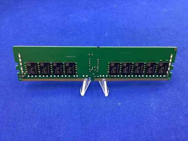 Alt view image 2 of 2 - HMAA4GR7CJR4N-XN HYNIX 32GB (1X32GB) 1RX4 PC4-3200AA MEMORY MODULE