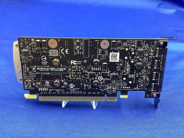 Alt view image 2 of 7 - 1DX71 G7T21 DELL Quadro P1000 4GB GDDR5 PNY-VCQP1000 Graphics Card 0G7T21 01DX71