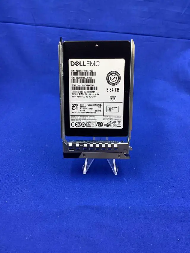 Main image of FYP5F Dell Samsung PM883 3.84TB SATA 6Gb/s RI TLC 2.5'' SSD 0FYP5F MZ-7LH3T8A