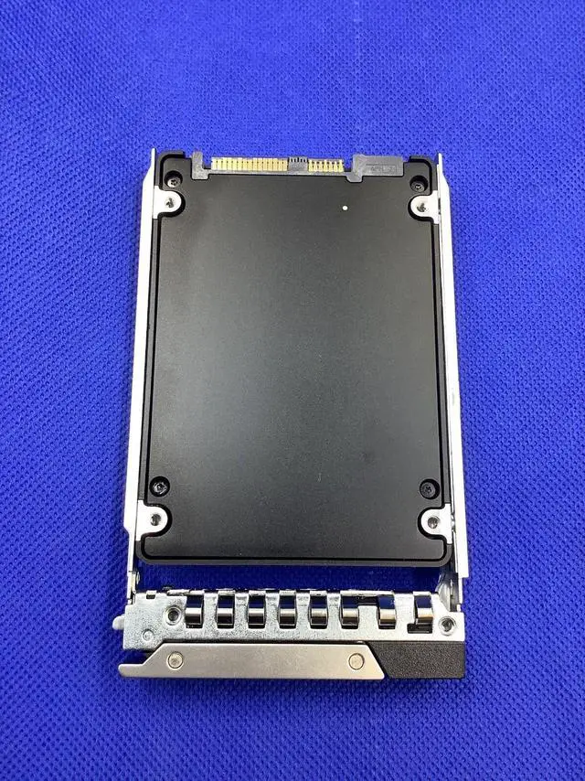 Alt view image 2 of 3 - (NOT FOR HOME PC!) X8F87 DELL EMC PM1643 3.84TB 12Gbps SAS 2.5 HOT-PLUG SSD 0X8F87 MZ-ILT3T8A