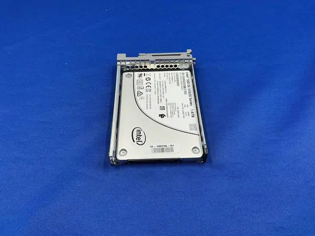 Alt view image 2 of 6 - SSDSC2BB016T7K Intel DC S3520 Series 1.6TB 2.5" SATA SSD