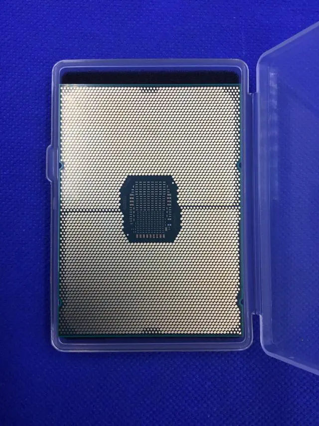 Alt view image 2 of 3 - SRKHM Intel Xeon Gold 6330 28-Core 42MB Cache, 2.00GHz 205W CPU CD8068904572101