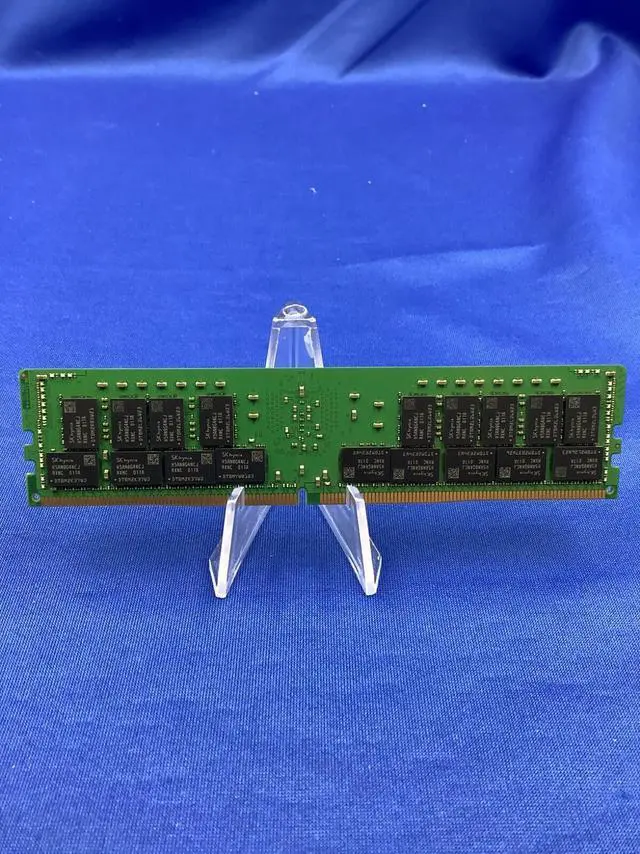 Alt view image 3 of 6 - P11444-191 HPE 32GB (1X32GB) 2Rx4 PC4-3200AA MEMORY P07646-B21 P20503-001