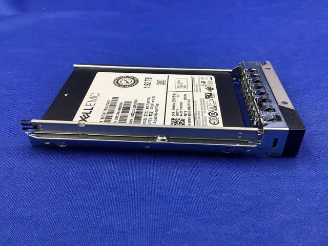 Alt view image 3 of 7 - 9F9Y6 Dell 1.92TB SATA 6Gbps Read Intensive 2.5'' SSD 09F9Y6 MZ-7LH1T9C