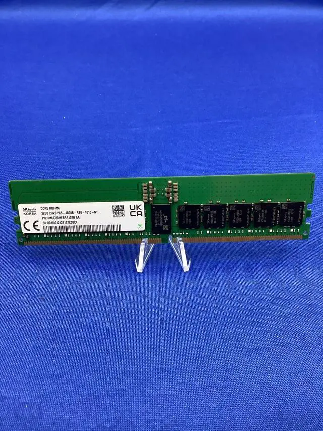 Alt view image 3 of 6 - HMCG88MEBRA107N HYNIX 32GB (1X32GB) 2RX8 PC5-4800B RDIMM MEMORY