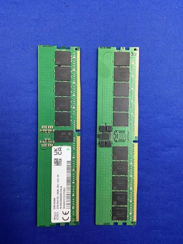 Alt view image 6 of 6 - HMCG88MEBRA107N HYNIX 32GB (1X32GB) 2RX8 PC5-4800B RDIMM MEMORY
