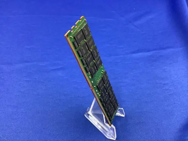 Alt view image 3 of 6 - MTA36ASF8G72LZ-2G9B1 MICRON 64GB (1X64GB) 2RX4 PC4-2933Y LRDIMM MEMORY