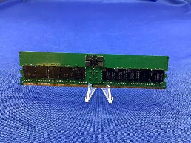 Alt view image 6 of 6 - (NOT FOR HOME PC!) HMCG84MEBRA115N HYNIX 32GB (1X32GB) 1RX4 PC5-4800B ECC RDIMM MEMORY