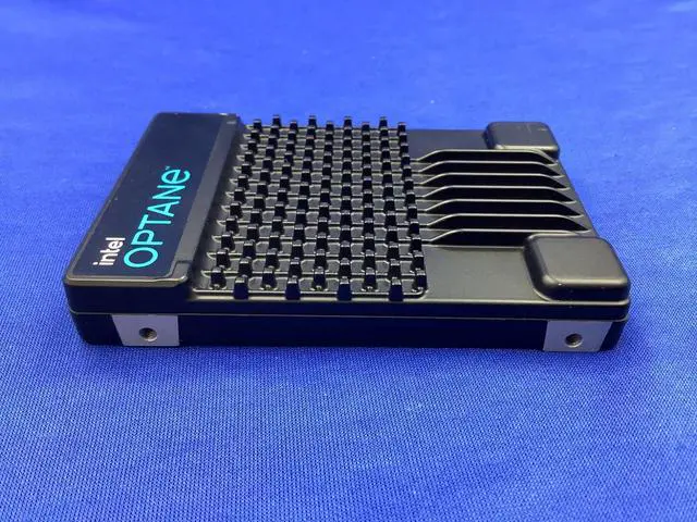 Alt view image 3 of 7 - SSDPF21Q016TB01 Intel Optane DC P5800X Series 1.6TB 2.5in PCIe x4, 3D XPoint SSD