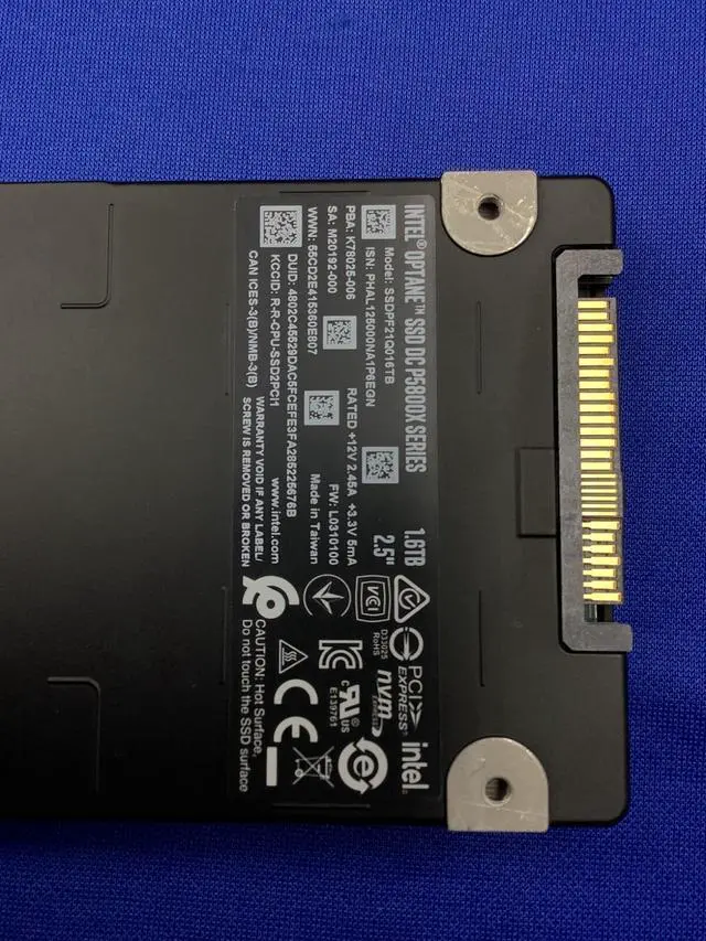 Alt view image 7 of 7 - SSDPF21Q016TB01 Intel Optane DC P5800X Series 1.6TB 2.5in PCIe x4, 3D XPoint SSD