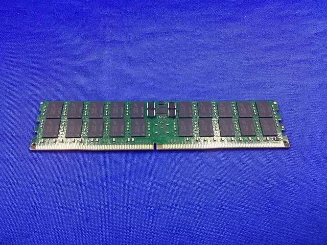 Alt view image 3 of 3 - MTC40F2046S1RC56BD2 MICRON 64GB (1X64GB) 2RX4 PC5-5600B RDIMM MEMORY