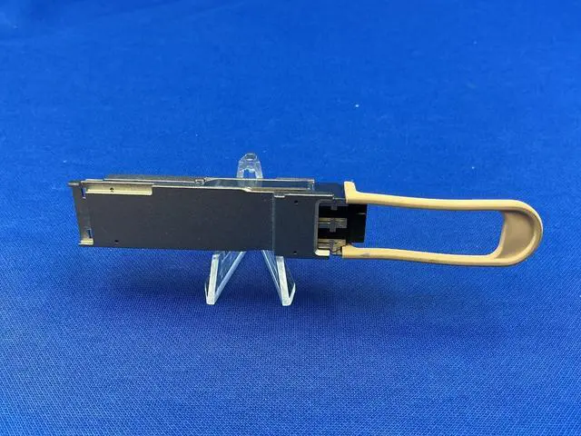 Alt view image 3 of 7 - JL251A HPE X140 40G QSFP+ LC BiDi 100m MM XCVR
