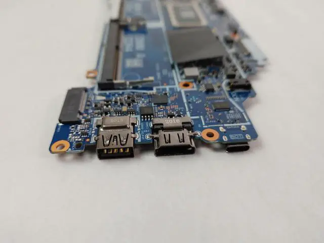 Alt view image 4 of 7 - Dell Latitude 5300 Intel Core i7-8665U 1.90 GHz DDR4 Motherboard RKC2Y