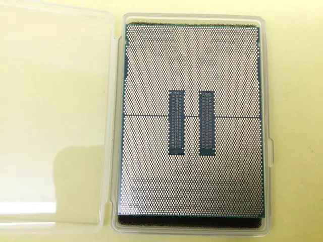 Alt view image 3 of 4 - SRMGG Intel Xeon Silver 4416+ 20-Core 2.00GHz 165W 37.5MB Cache Processor