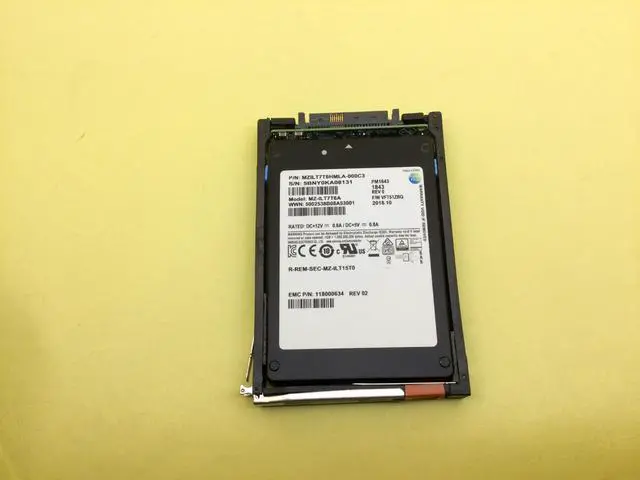 Alt view image 2 of 6 - (NOT FOR HOME PC!) 005052556 EMC 7.68TB SAS 12Gbps 2.5in FLASH SSD 118000634 Samsung MZ-ILT7T6A
