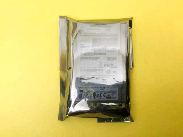 Alt view image 3 of 3 - P41405-B21 HPE 3.2TB NVME GEN4 MIXED USE SFF BC SED FIPS U.3 CM6 SSD P42594-001
