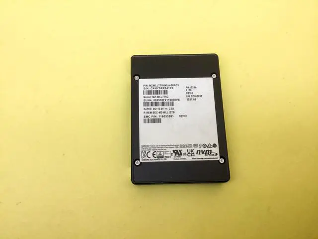Main image of MZ-WLL7T6C Samsung PM1723b 7.68TB NVME PCIE3.0 2.5in U.2 SSD EMC 118033281