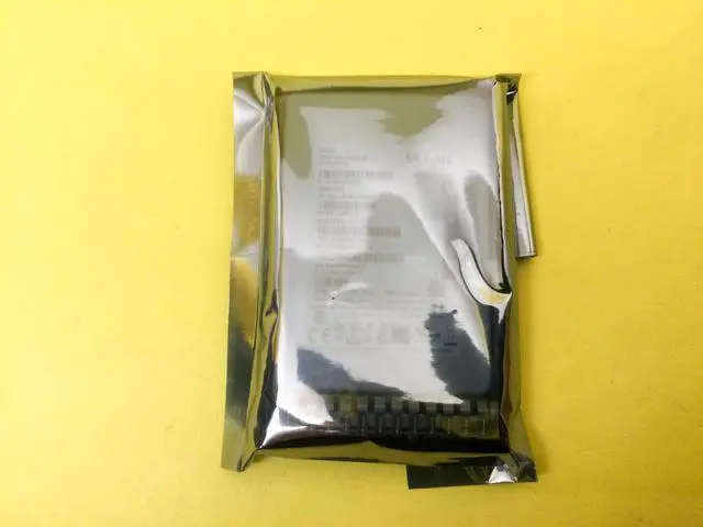 Alt view image 3 of 3 - P13658-B21 HPE 480GB SATA 6G MIXED USE SFF SC SSD P13808-001