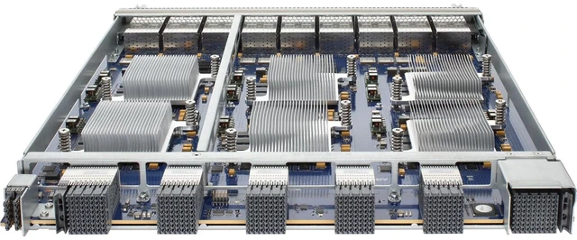 Alt view image 4 of 7 - Arista DCS-7500E-36Q-LC 36P QSFP+ Expansion Module DCS-7500E-36Q-LC