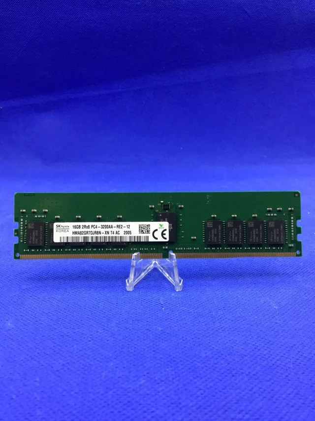 Main image of HMA82GR7DJR8N-XN Hynix 16GB(1X16GB) 2Rx8 PC4-3200A SERVER Memory